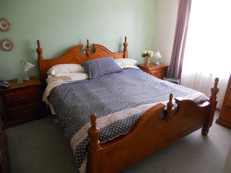 8 Lake St, Wyee Point NSW 2259