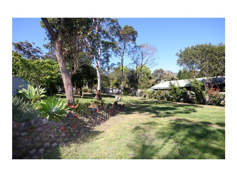 25 dora street, Morisset NSW 2264