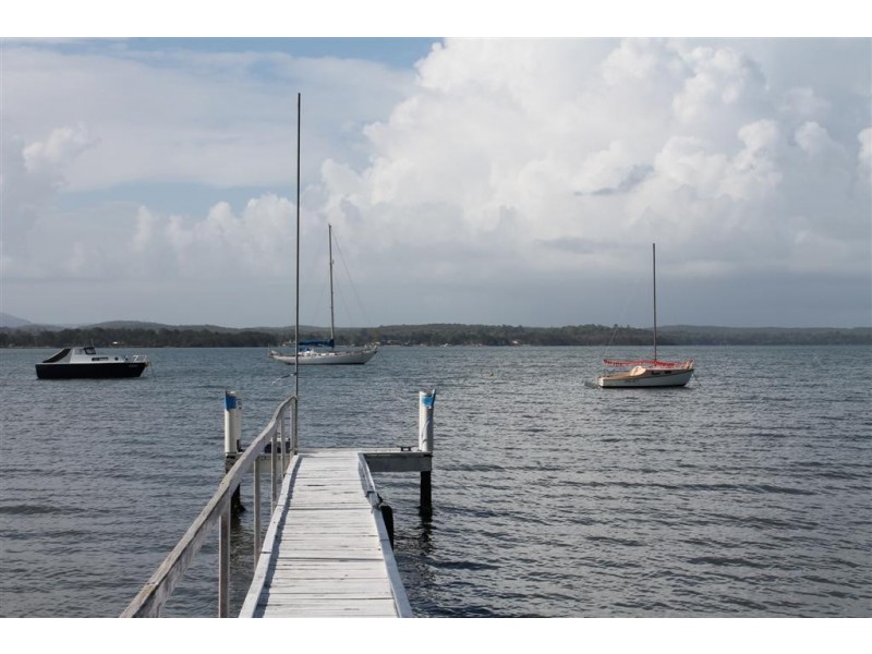 71 Grand Parade, Bonnells Bay NSW 2264