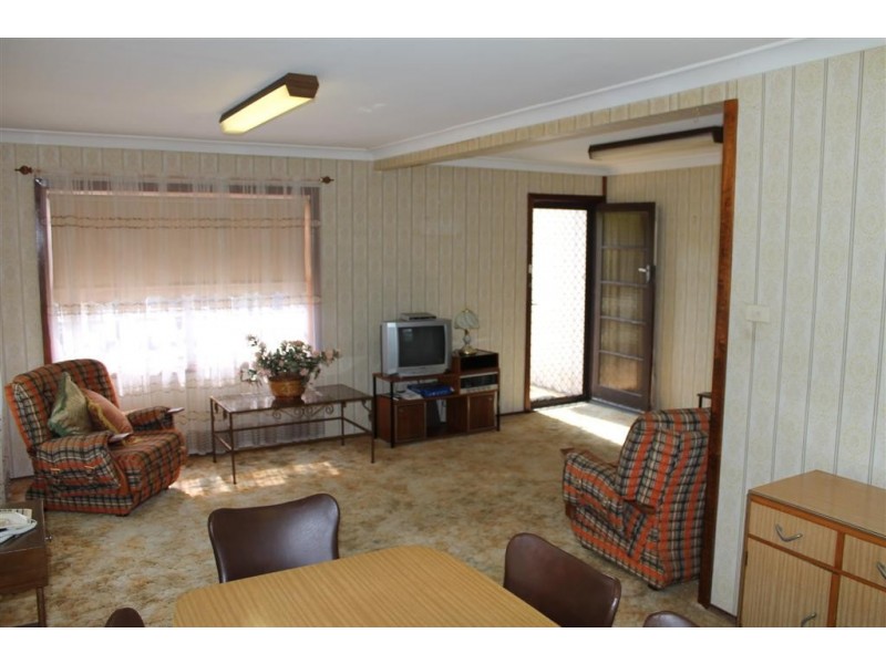 11 Morisset Park Rd, Morisset Park NSW 2264