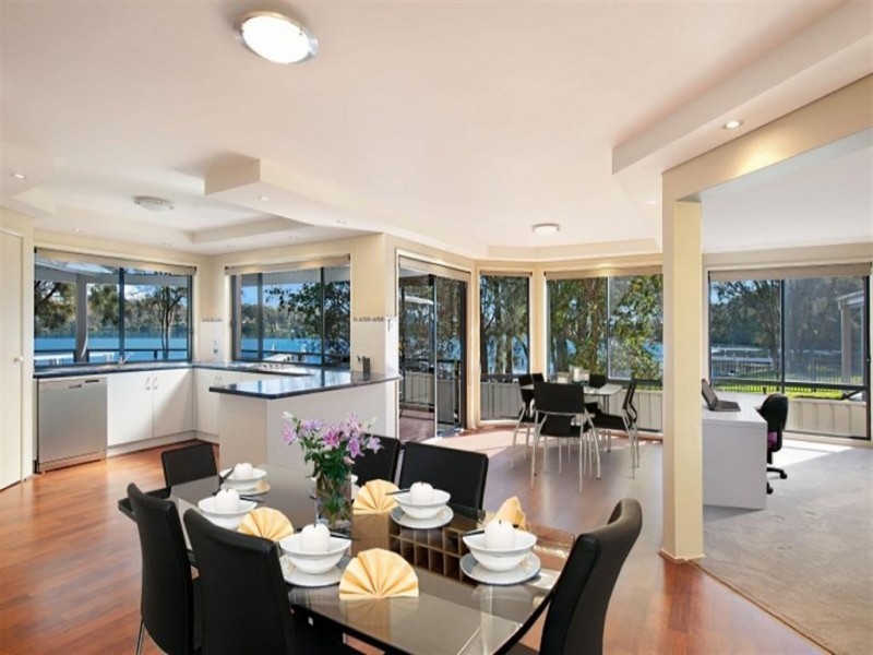 13 Victoria Street, Bonnells Bay NSW 2264