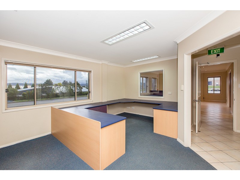 1/1 Accolade Avenue, Morisset NSW 2264