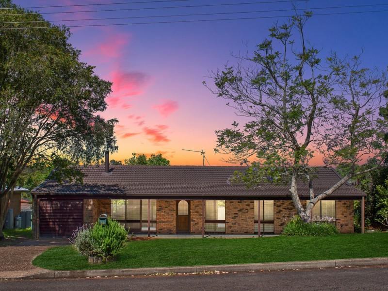 30 Meyers Crescent, Cooranbong NSW 2265
