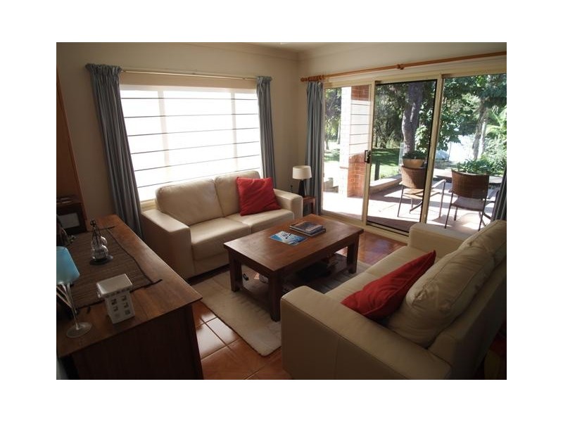 Windermere Park NSW 2264