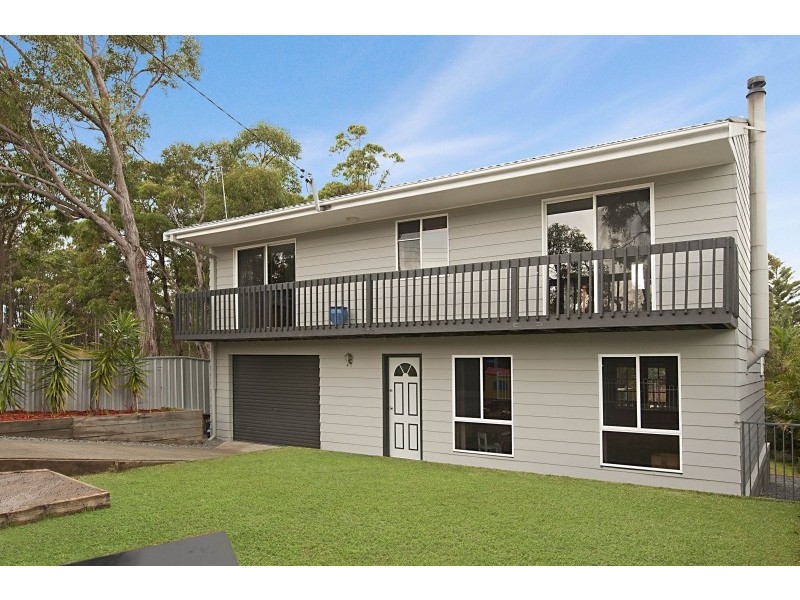4 Fishery Point Road, Mirrabooka NSW 2264
