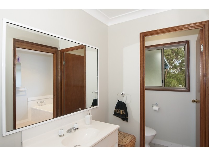 4 Fishery Point Road, Mirrabooka NSW 2264