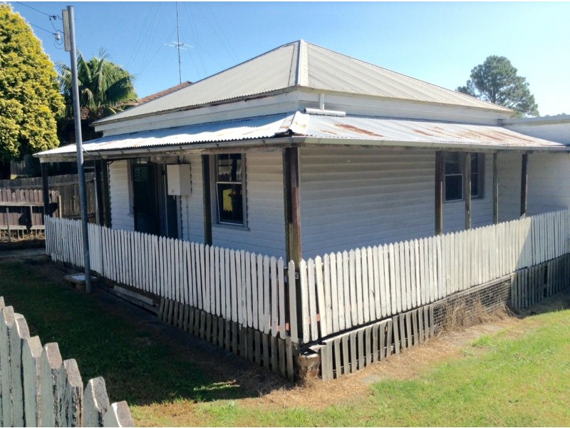 111 Dora Street, Morisset NSW 2264