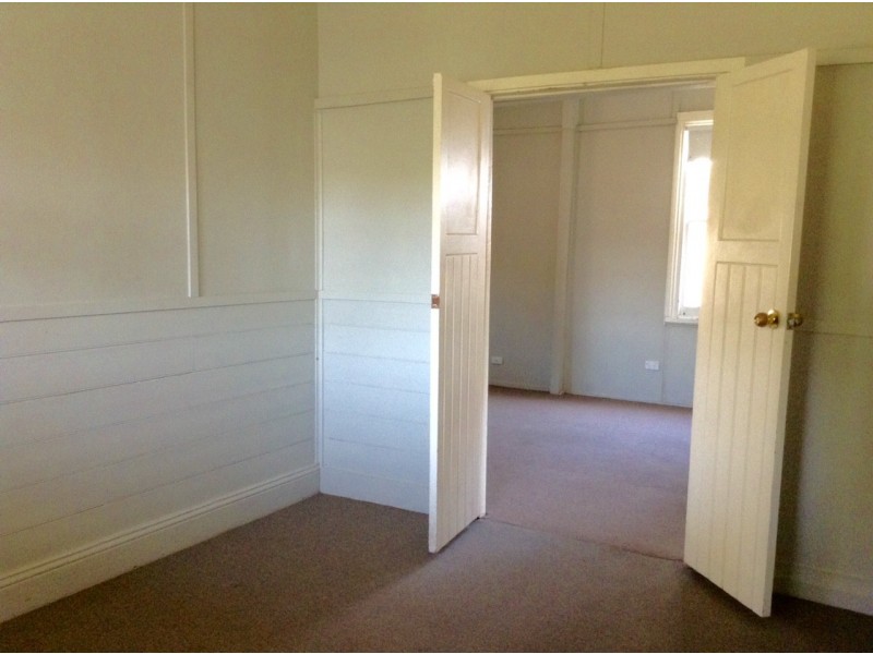 111 Dora Street, Morisset NSW 2264