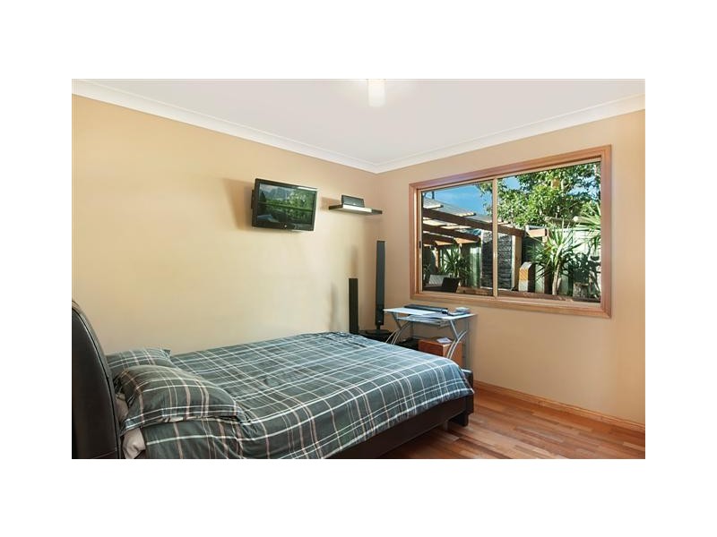 2/10 Hervey St, Windermere Park NSW 2264