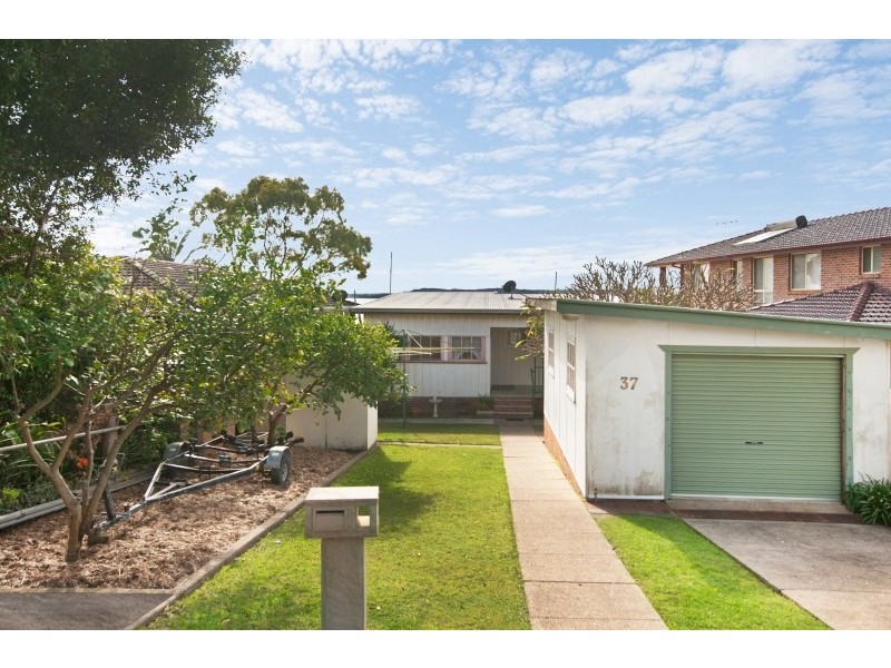 37 Sunshine Parade, Sunshine NSW 2264