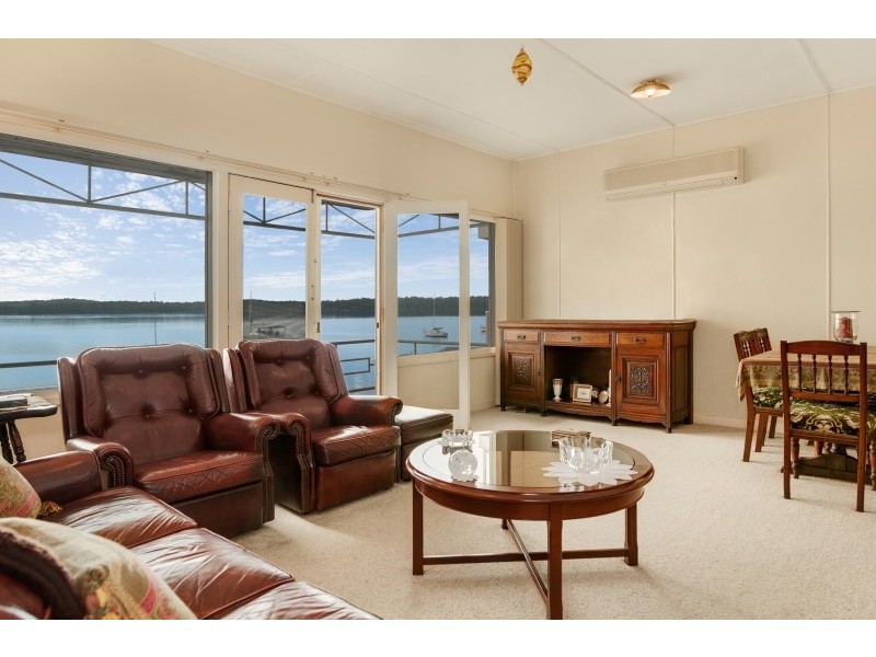 37 Sunshine Parade, Sunshine NSW 2264