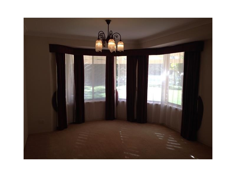 4 Lakeview Road, Morisset Park NSW 2264