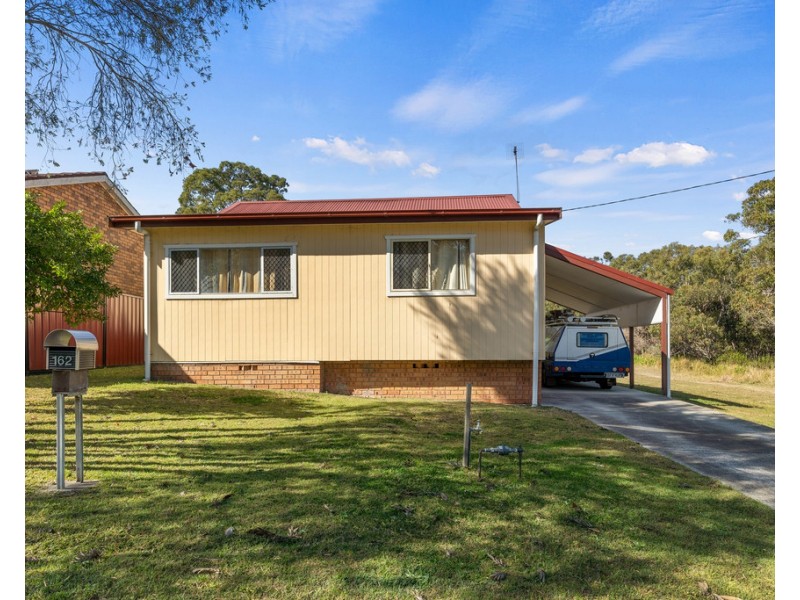162 Macquarie Street, Morisset NSW 2264