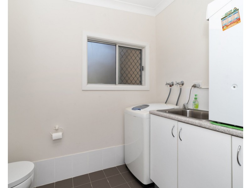 162 Macquarie Street, Morisset NSW 2264