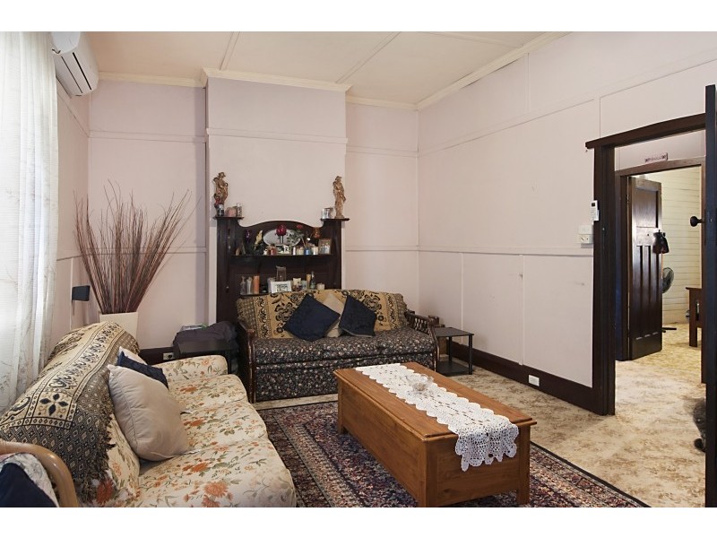 70 Macquarie St, Morisset NSW 2264