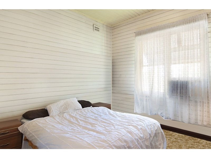 70 Macquarie St, Morisset NSW 2264