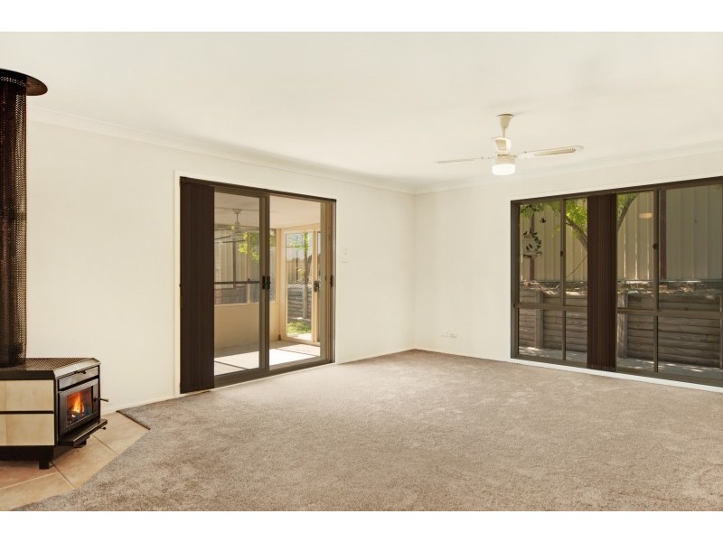 42 Kalani Rd, Bonnells Bay NSW 2264