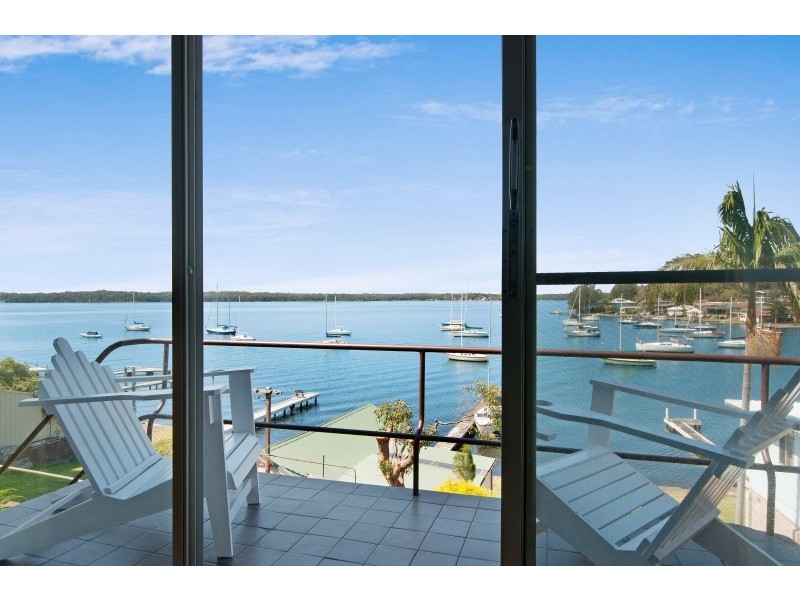 97 Sunshine Parade, Sunshine NSW 2264