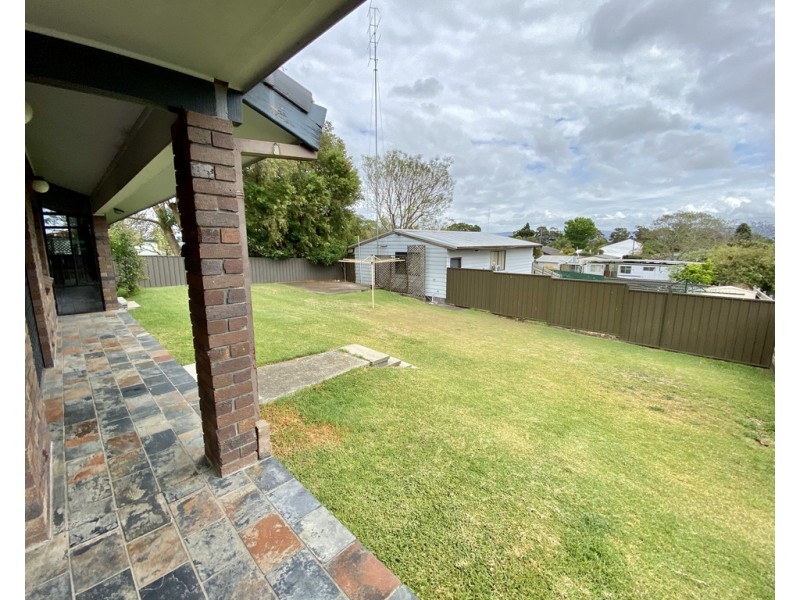 15 Yambo Street, Morisset NSW 2264