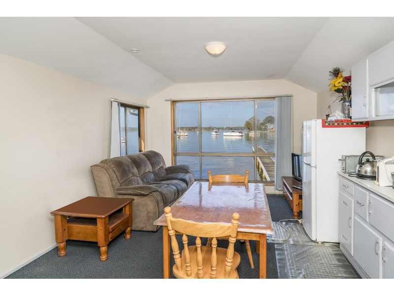 97 Sunshine Parade, Sunshine NSW 2264