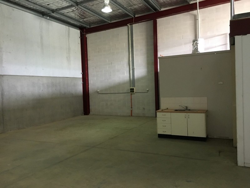 2/15 Kam Close, Morisset NSW 2264