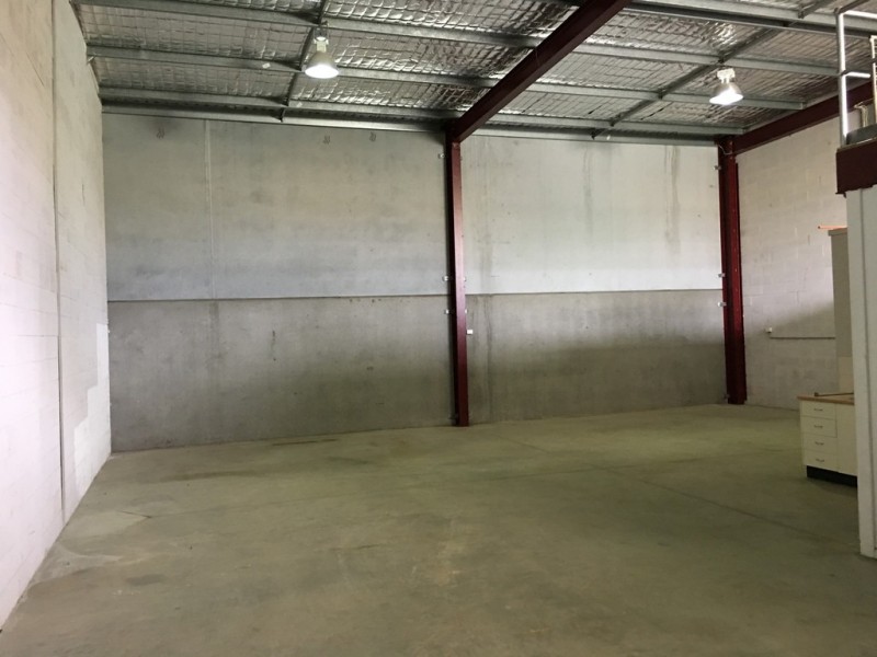 2/15 Kam Close, Morisset NSW 2264