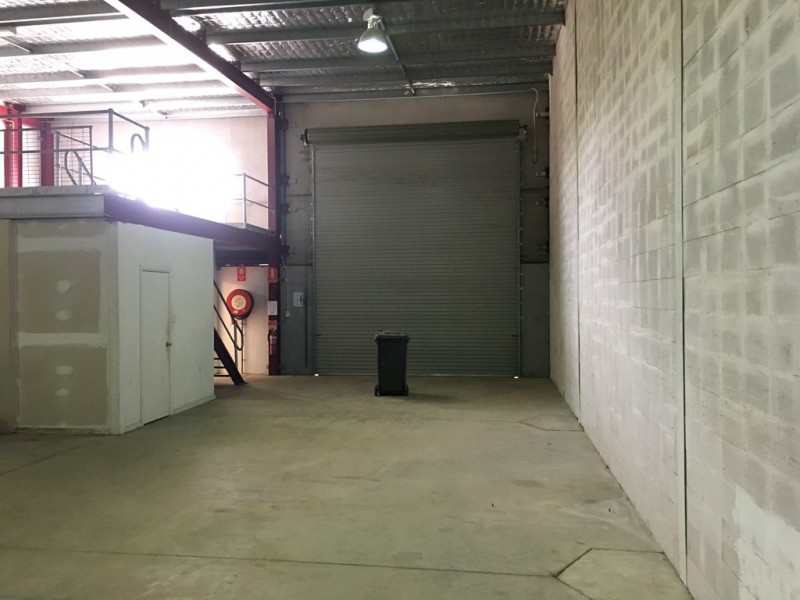 2/15 Kam Close, Morisset NSW 2264