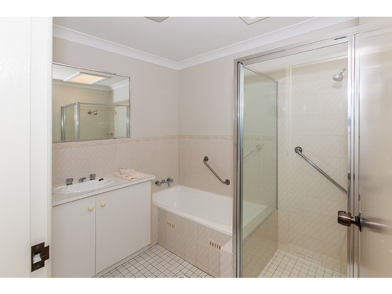 Unit 4/28 Deaves Rd, Cooranbong NSW 2265