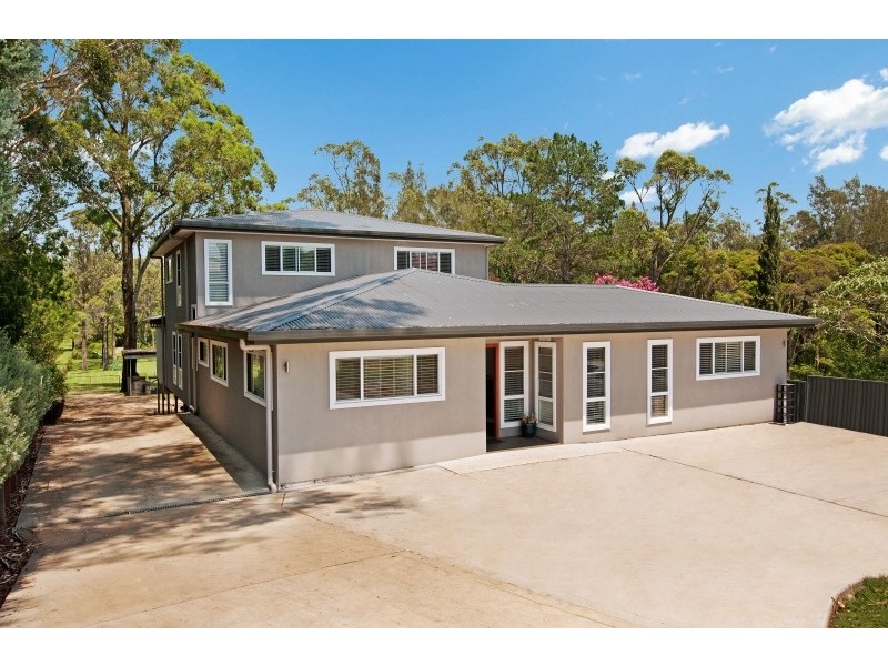 207 Freemans Dr, Morisset NSW 2264