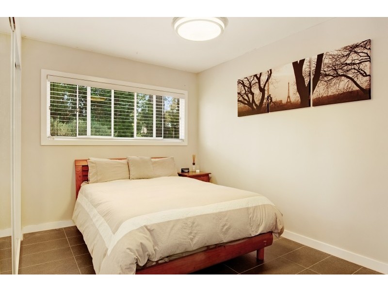 207 Freemans Dr, Morisset NSW 2264