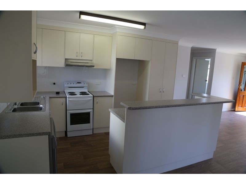 15 Creer Street, Bonnells Bay NSW 2264