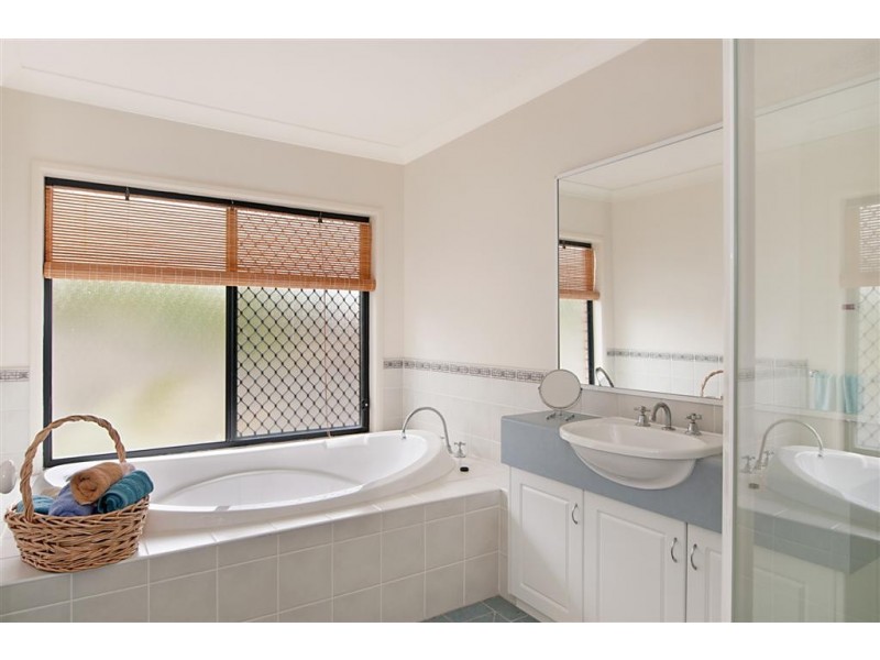 82 Dandaraga Road, Brightwaters NSW 2264