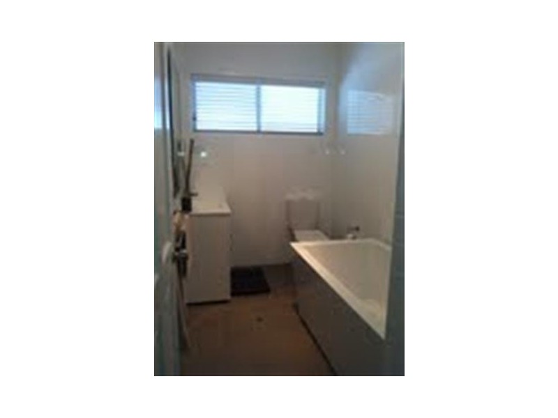 8 Newport Road, Dora Creek NSW 2264