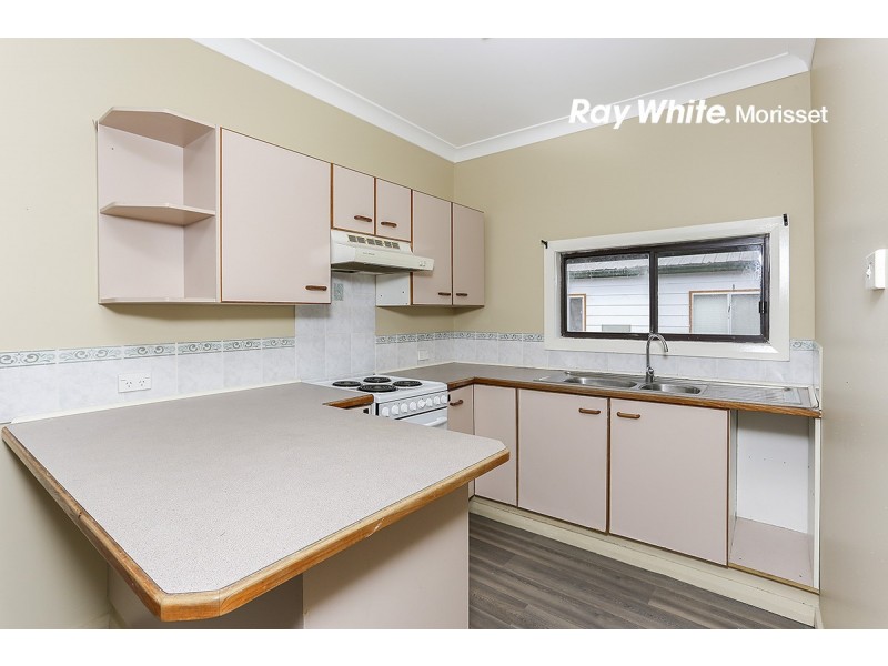 18 Hillcrest Road, Mirrabooka NSW 2264