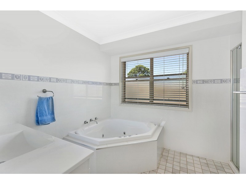 51 Sunshine Parade, Sunshine NSW 2264