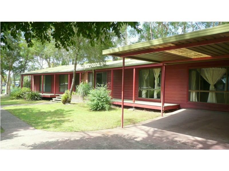 35 Hervey St, Windermere Park NSW 2264