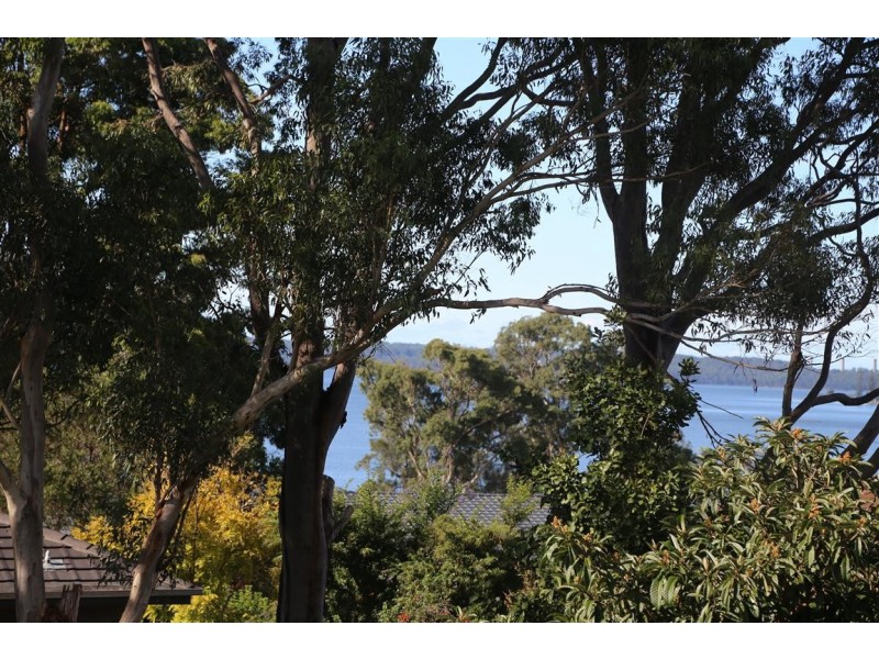 15 Creer Street, Bonnells Bay NSW 2264