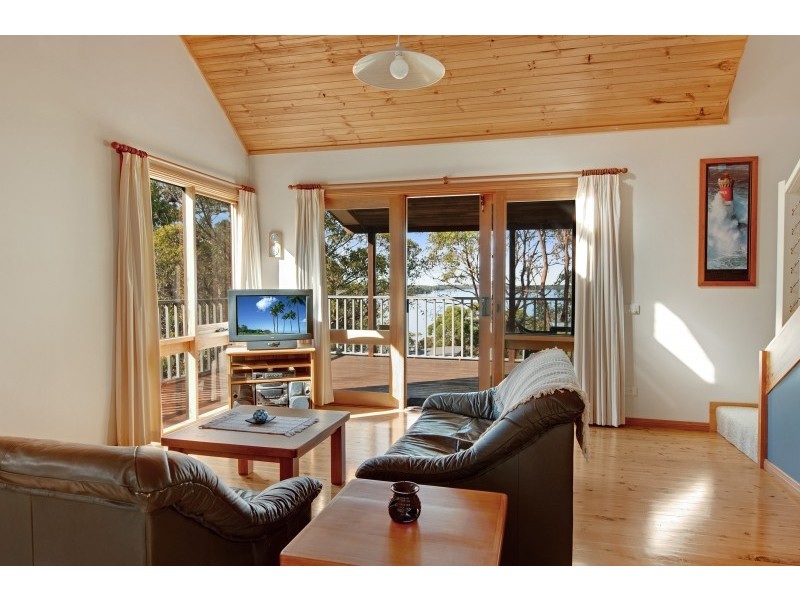 226 Dandaraga Road, Mirrabooka NSW 2264