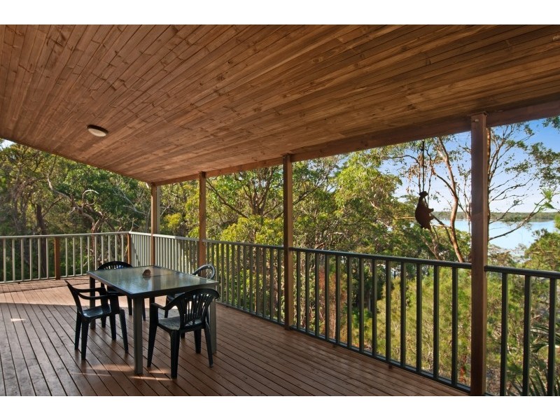 226 Dandaraga Road, Mirrabooka NSW 2264