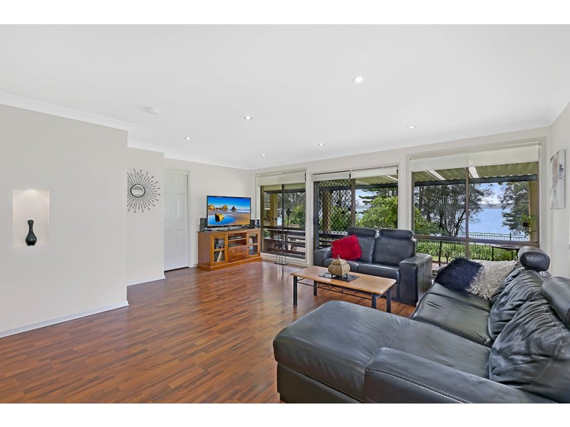 13 Balcolyn Street, Balcolyn NSW 2264