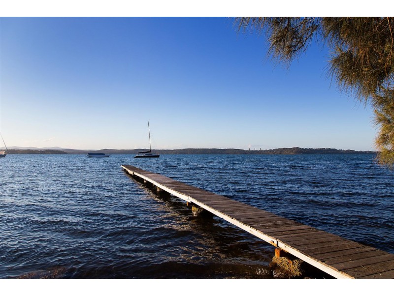 13 Balcolyn Street, Balcolyn NSW 2264