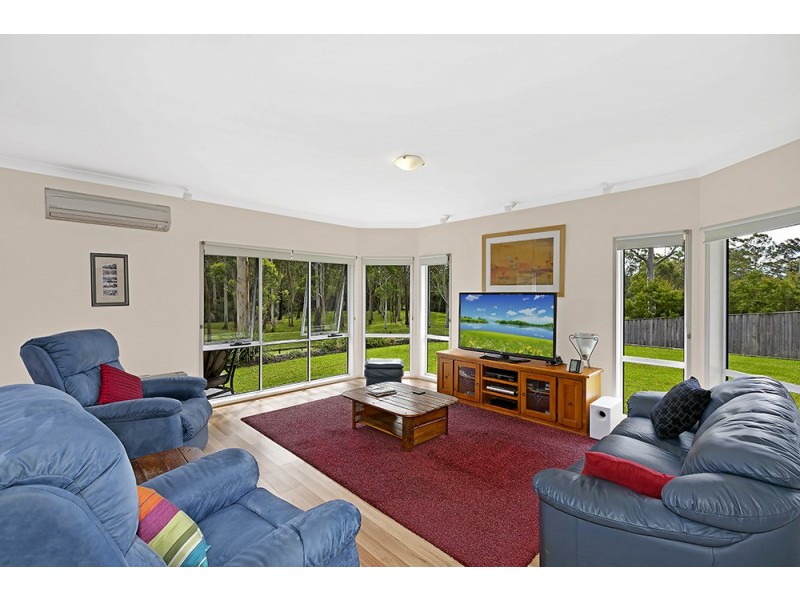 14 Ellenborough Drive, Cooranbong NSW 2265