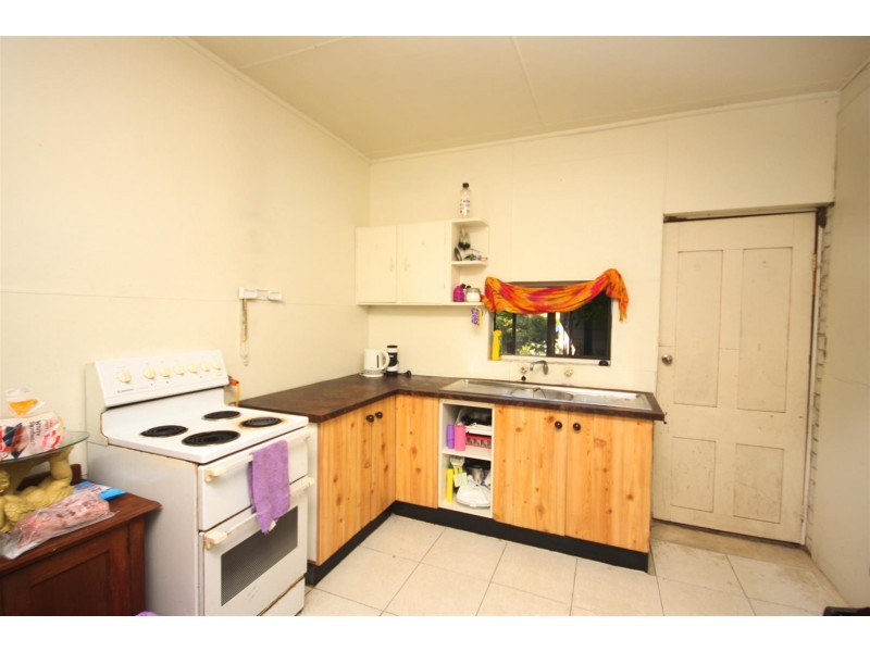 8 Baldwin Blv, Windermere Park NSW 2264