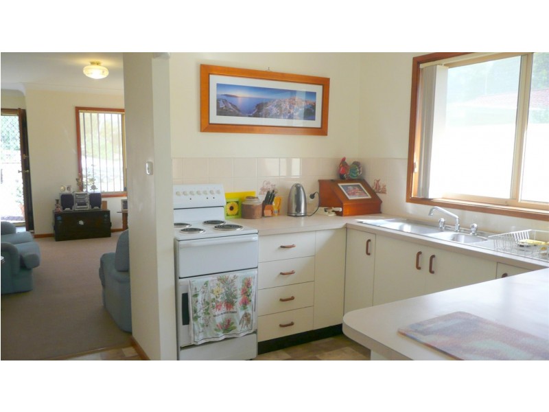 19 Baldwin Boulevard, Windermere Park NSW 2264