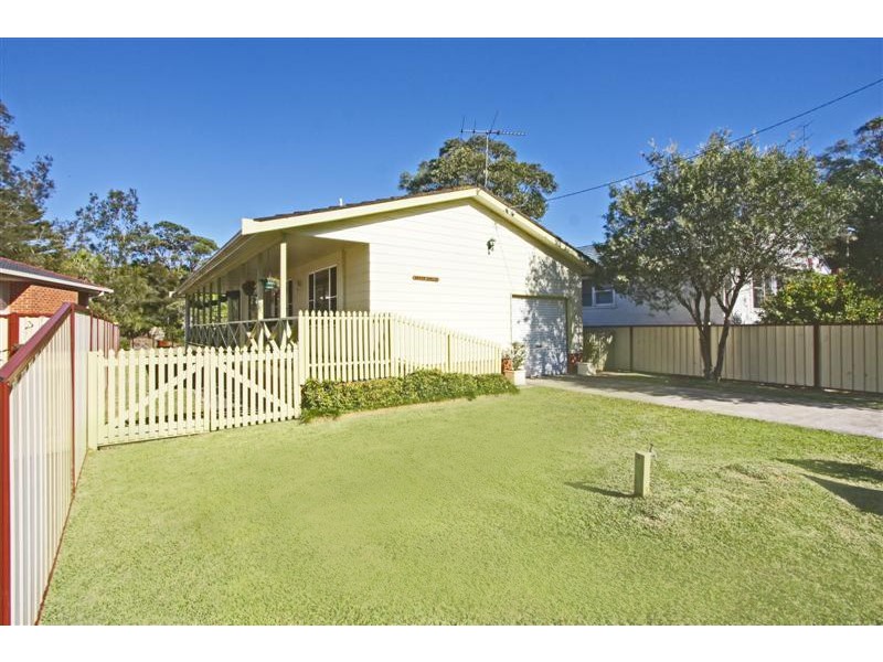 20 Wingfield St, Windermere Park NSW 2264