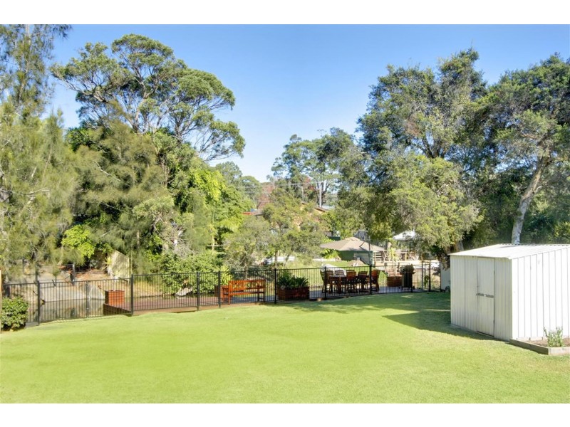 20 Wingfield St, Windermere Park NSW 2264