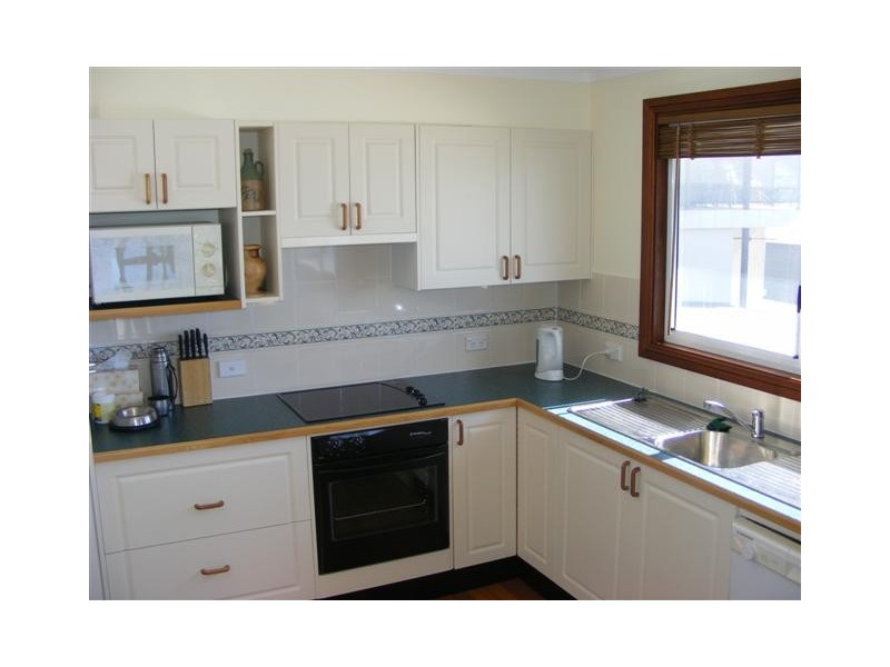 39 Grand Parade, Bonnells Bay NSW 2264