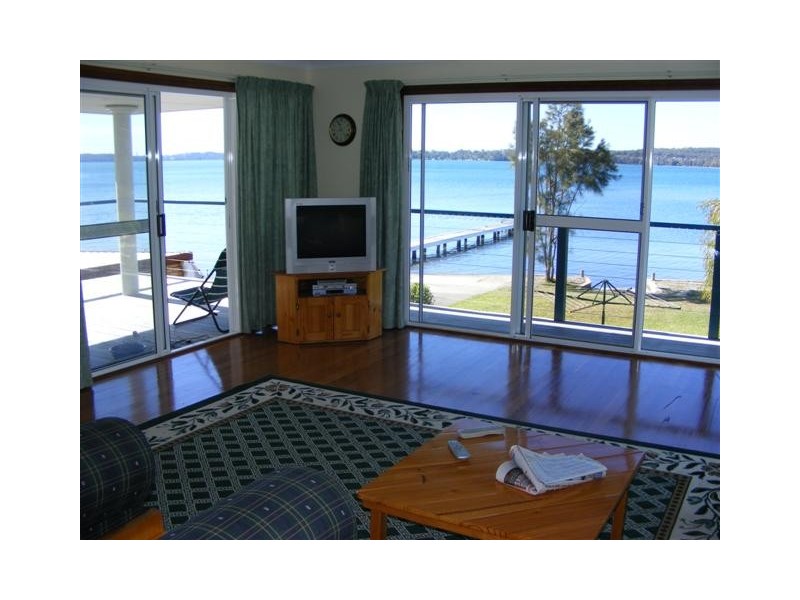 39 Grand Parade, Bonnells Bay NSW 2264