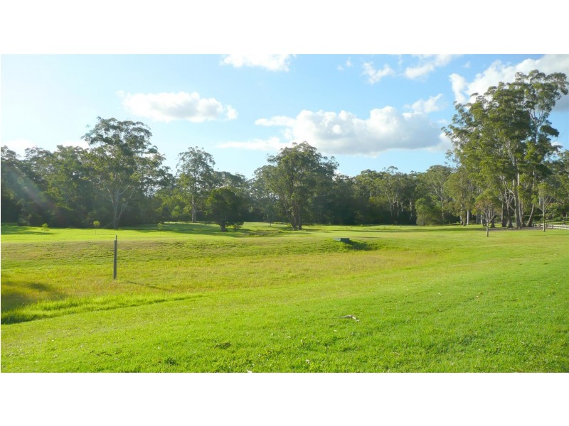 26 Ellenborough Drive, Cooranbong NSW 2265