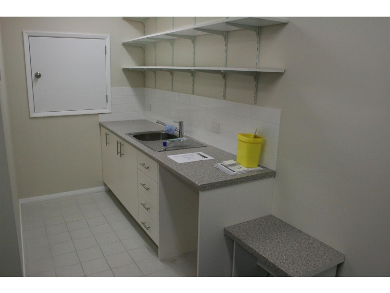 4/31 Alliance Ave, Morisset NSW 2264